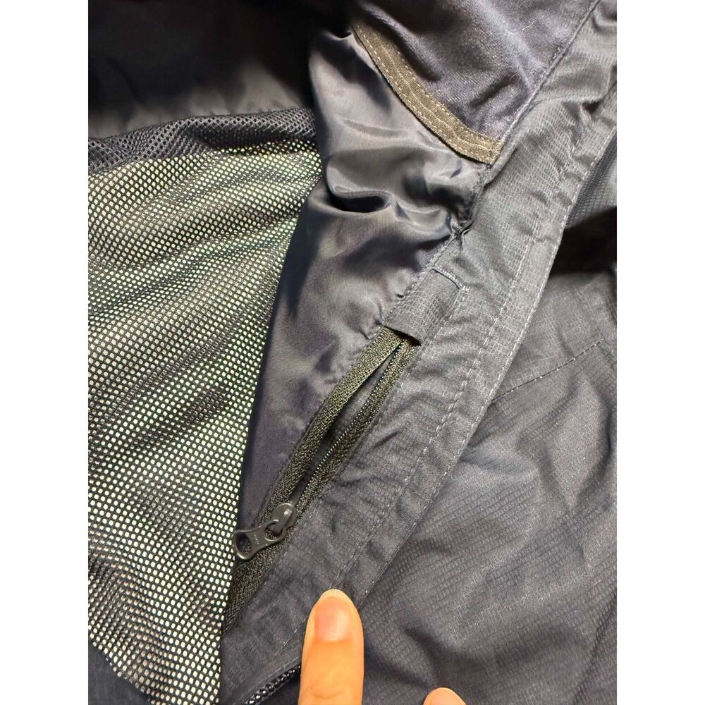 Adidas Climaproof womans rain jacket Size small - Picture 15 of 15